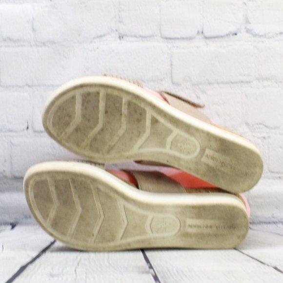 Adrienne Vittadini Calais Two Band Tan Leather Comfortable Slide Sandals 5.5 M - Picture 9 of 9